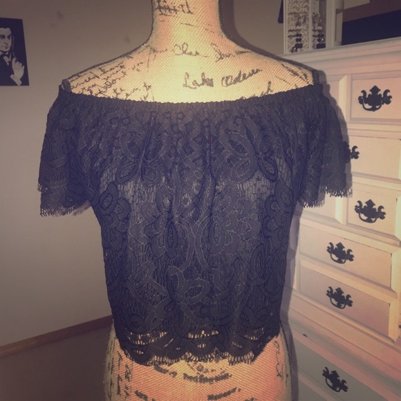 Lace Express Top - Picture 1 of 3